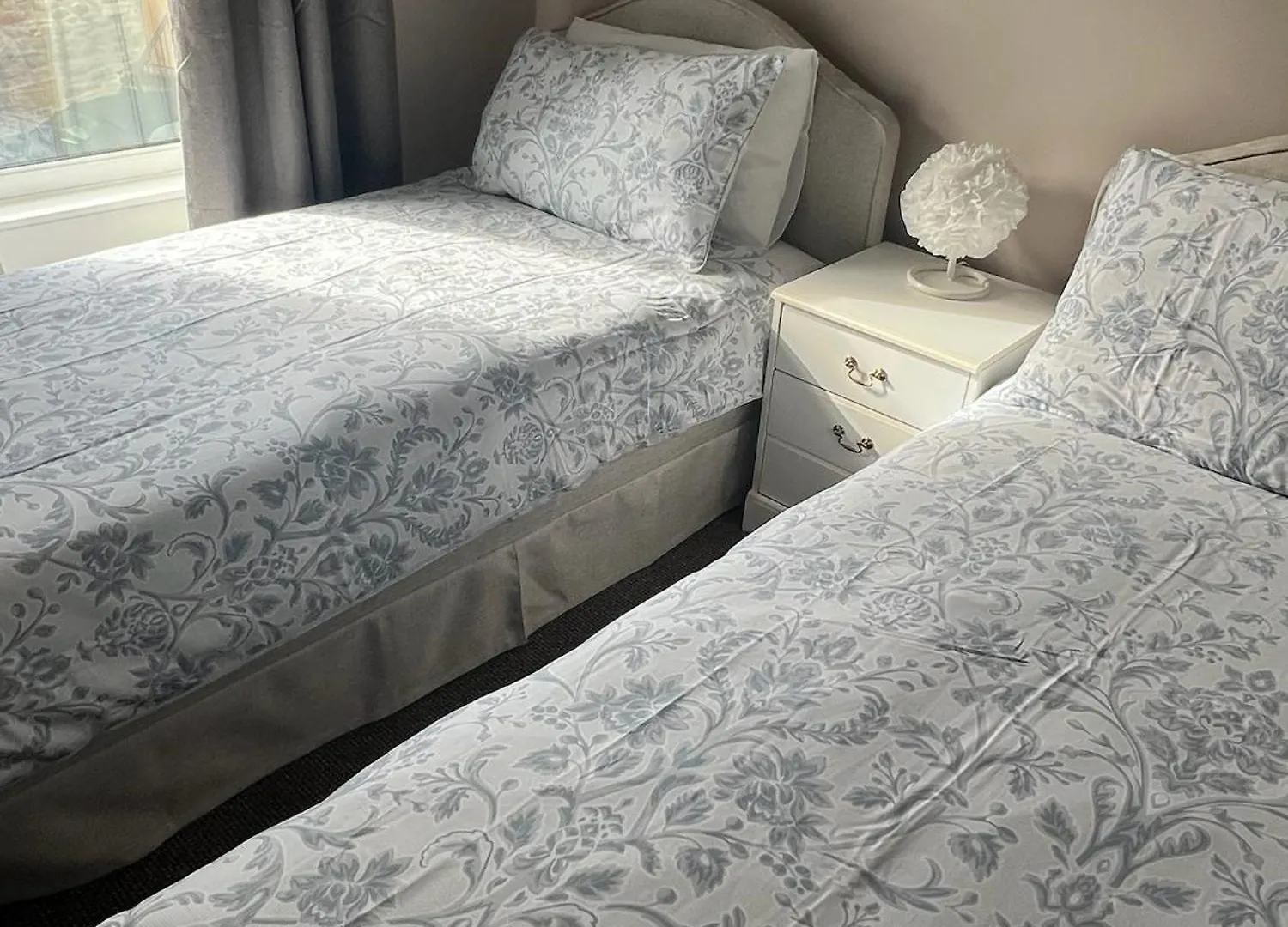 Katys Cottage, Барнолдсвик